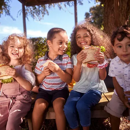 לינה וארוחת בוקר Quinta Japonesa 4*